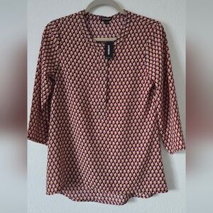 Express Multicolor Diamond Print Top